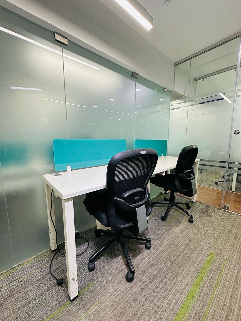 Shared Hot Desk - Guindy